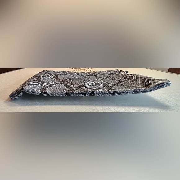 Handbag | ladies Python snakeskin look shoulder bag. - Picture 8 of 11